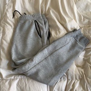 Uniqlo sweatpants joggers-L
